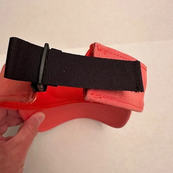 Patagonia visor - THIS IS SOLD - Picture 6 of 7